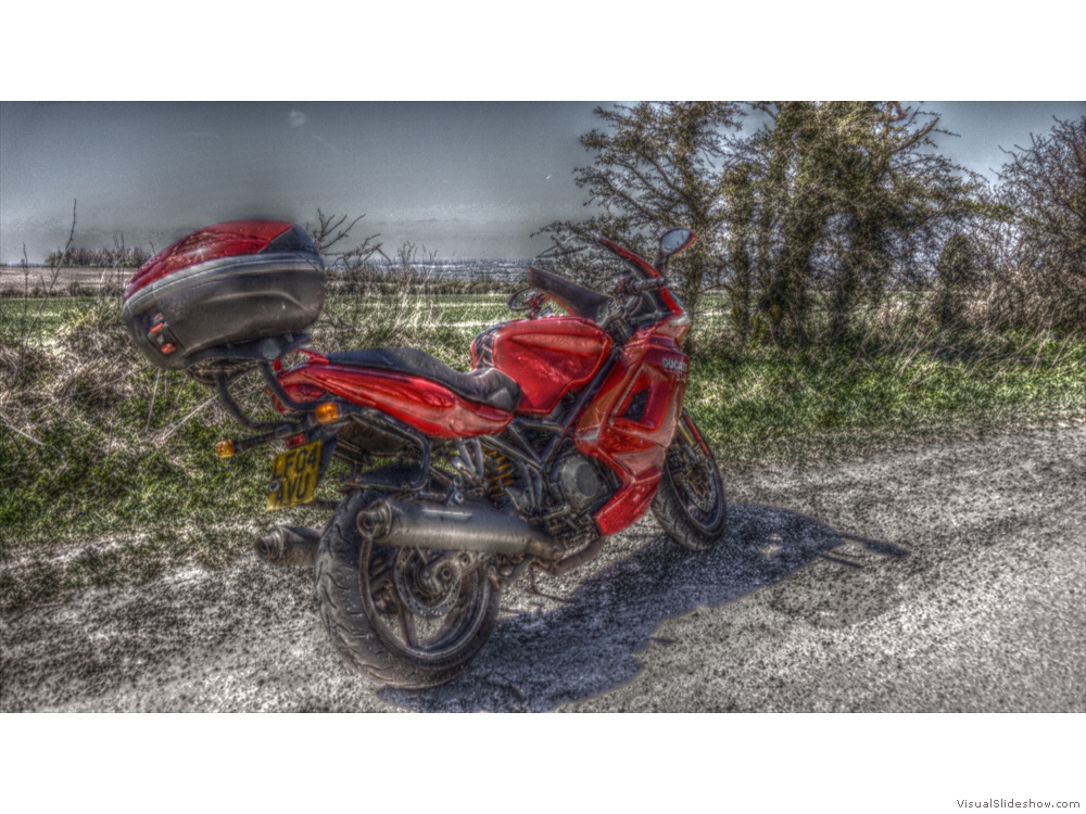 Ducati. Topbox. Uffington Castle